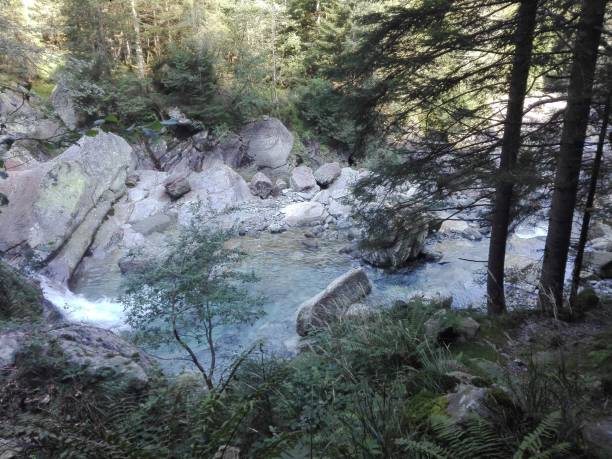 istock Little lake on mountain 1498148752