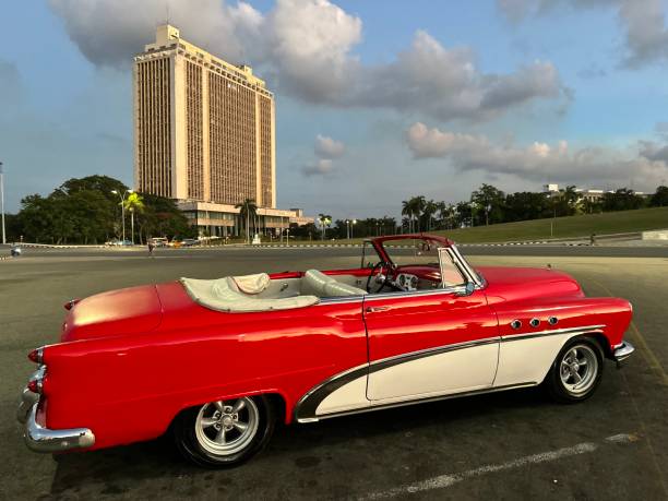 istock Classic 1953 Car 1498151531