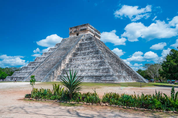 istock Temple of Kukulcan in Chichen Itza 1498241553
