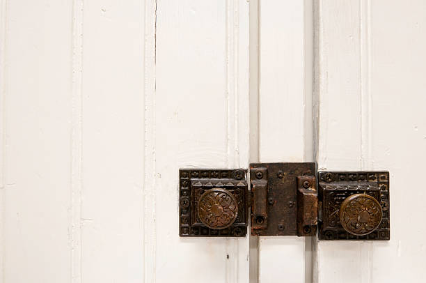 istock Old Antique Door Knob 149831879