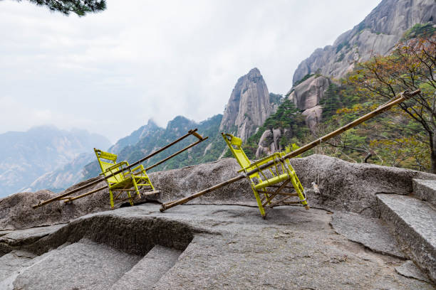 path in the forest path in the forest Huangshan huangshan mountains stock pictures, royalty-free photos & images