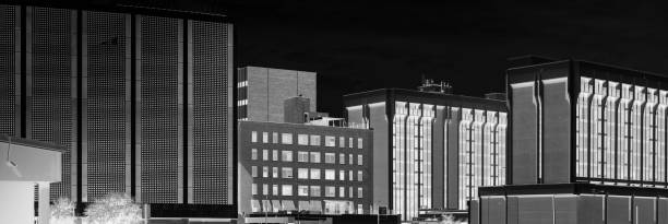 istock High contrast monochrome cityscape at night 1498422774