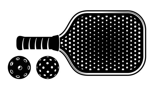 屋外および屋内ゲーム用のピックルボールラケットとボールのシルエット - the paddle racket点のイラスト素材／クリップアート素材／マンガ素材／アイコン素材