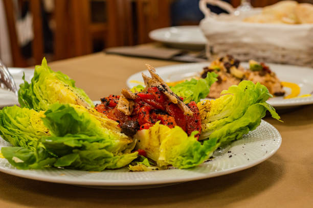 istock restaurant food serving plate 1498467305