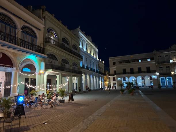 istock Plaza Vieja by Night 1498491257