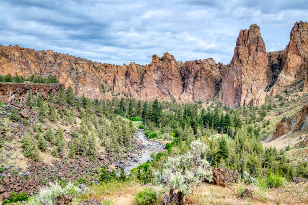 istock Smith Rock State Park in Oregon 1498502581