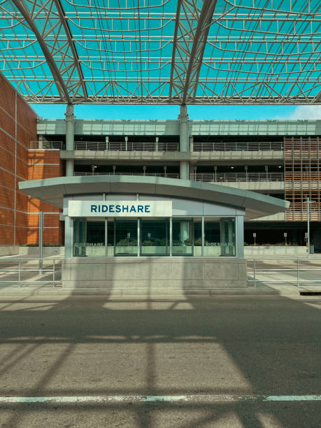 istock Ride Share Pickup Location at an Airport 1498517096
