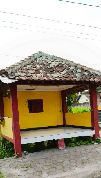 istock Traditional house, sky background 1498586163