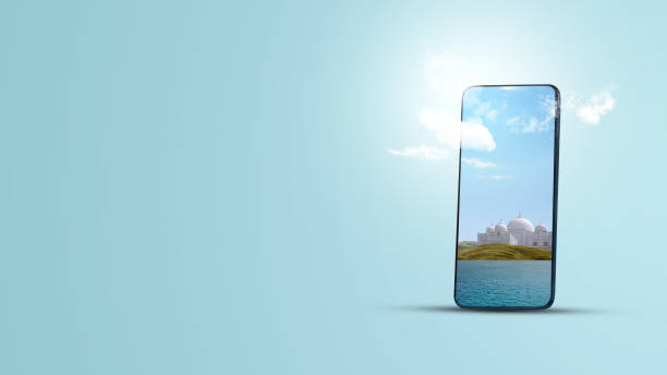 istock Mobile phone screen with a view of the mosque 1498593747
