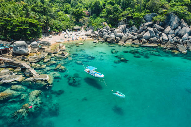 Bay and boat trips at Koh Tao Bay and boat trips at Koh Tao,sea view from the island koh tao stock pictures, royalty-free photos & images