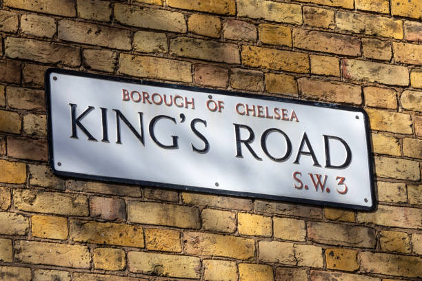 istock Kings Road in Chelsea, London 1498644737