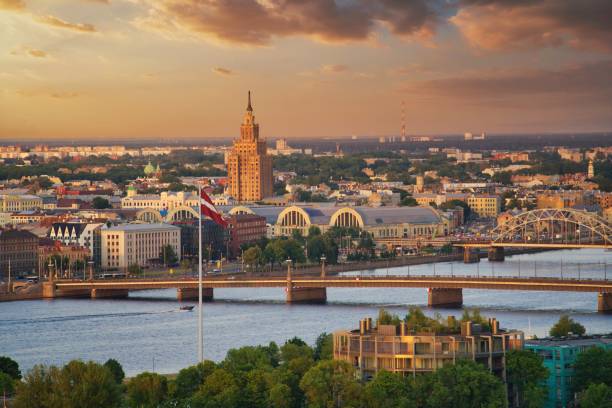 istock Old Town of Riga on dramatic sunrise, Latvia 1498652946