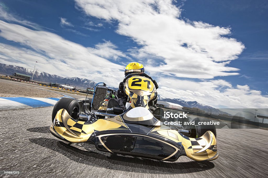 Go Kart Racer Beschleunigung um Track - Lizenzfrei Kleinfahrzeug Stock-Foto