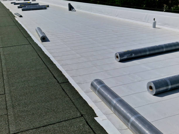 istock Waterproofing foils based on PVC-P reinforced with UV-resistant polyester mesh can be exposed directly to weather membranes have a reinforcement fully integrated into the smooth matte top layer 1498682150