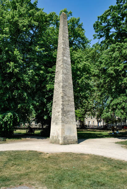 istock Prince Of Wales Monument 1498693959