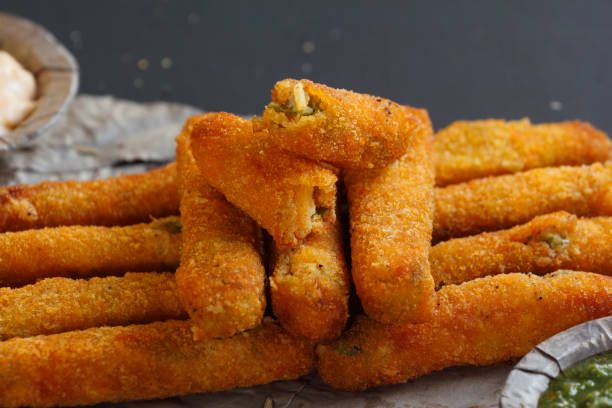 istock Fried Vegetable Strips or Veg Fingers 1498735484
