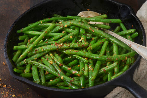 Sauteed Green Beans with Chili Flakes