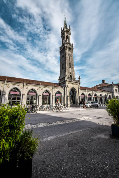 bela vista da estação konstanz, alemanha - hindenburg - fotografias e filmes do acervo