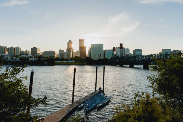 Sunset over Portland downtown, historic Hawthorne Bridge and the Willamette River in Portland, Oregon