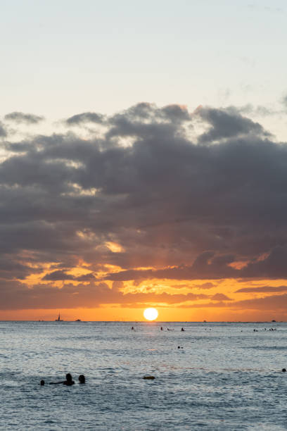 istock Sunset Hawaiian views in spring time from Waikiki Beach. 1498785781