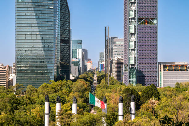 istock Cityscape at Mexico City financial district 1498809043