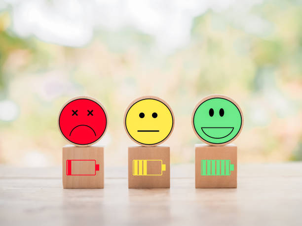 istock Status of battery charging with emotion face level. 1498859412