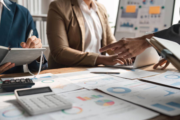 istock Business team collaboration discussing working analyzing with financial and marketing growth report graph, presentation and brainstorming to strategy planning making profit 1498877670