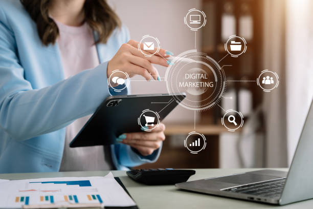 istock Digital marketing technology concept, Businessmen use tablet and smartphone connection technology and digital marketing. 1498907515