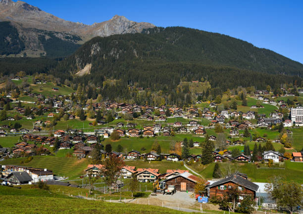 istock Mountain town in Grindelwald, Switzerland 1498981323