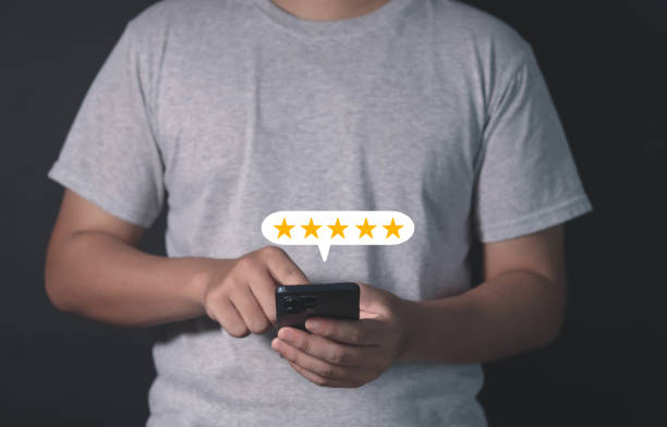 istock Customers show satisfaction with 5 stars. 1498986080
