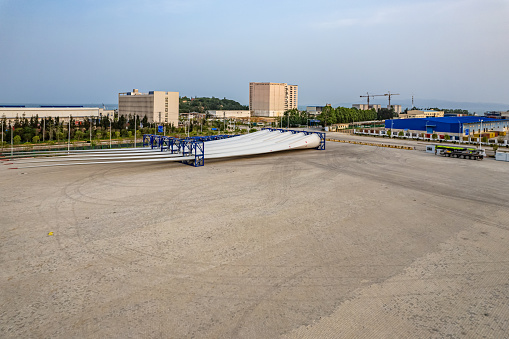 A factory that parks wind turbine blades