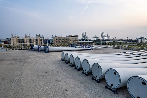 Factory space for parking wind turbine blades