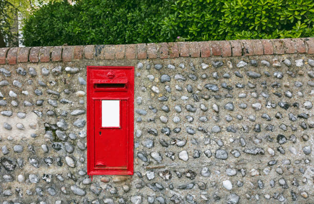istock Traditional old Red British post box  in the UK 1499002978