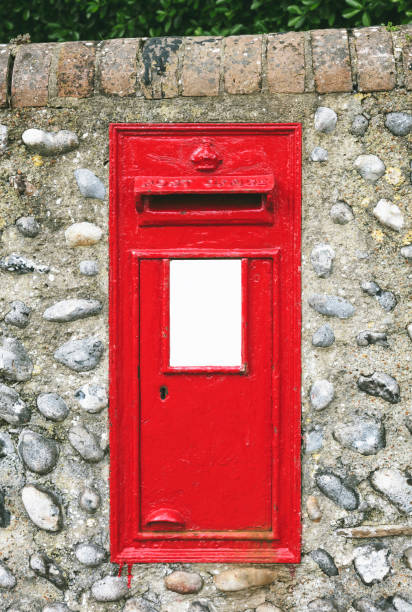 istock Traditional old Red British post box  in the UK 1499002982