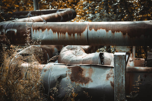 istock old district heating pipes in nature 1499035458
