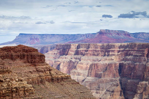 grand canyon west - majestic awe canyon national park stock-fotos und bilder