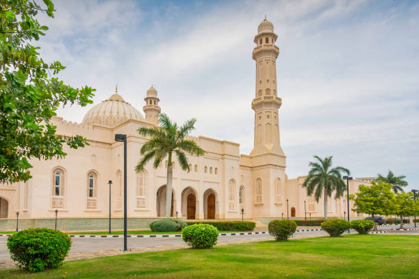 moschea di salalah dhofar oman sultan qaboos - moschea sultan qaboos foto e immagini stock