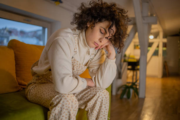 istock Young woman suffering from pain 1499083107