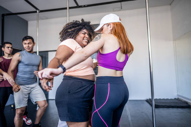 istock Young women in a dancing class at a dance studio 1499159698