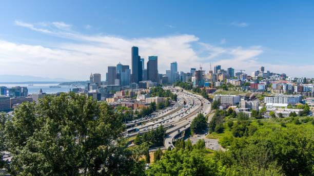 istock Seattle, Washington skyline on a sunny day 1499178075