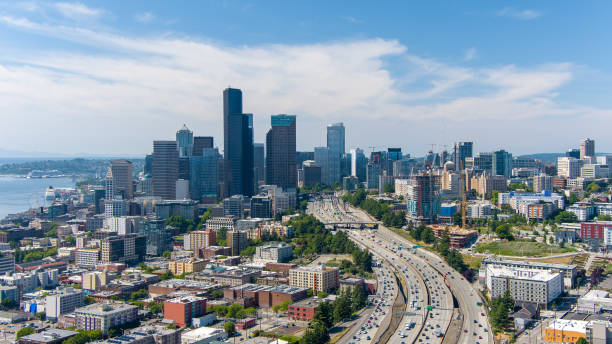 istock Seattle, Washington skyline on a sunny day 1499178228