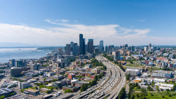 istock Seattle, Washington skyline on a sunny day 1499178281