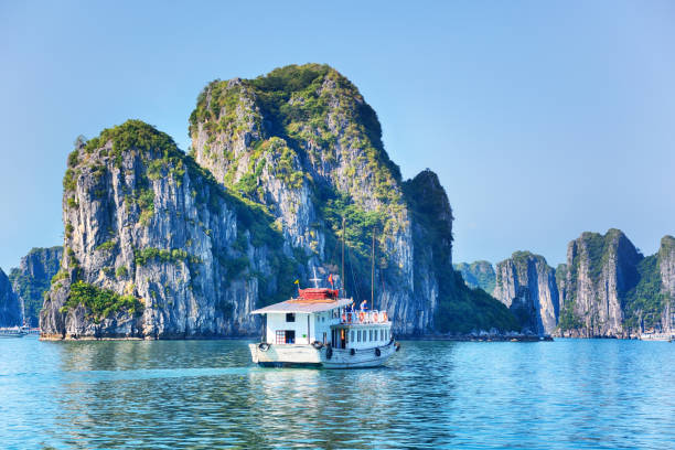 istock Halong Bay, Vietnam 1499184583