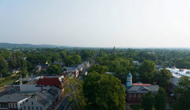 istock Downtown Leesburg, Virginia 1499225308