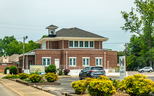 Dardanelle, Arkansas, USA. 4 June 2023. Dardanelle Methodist Church and car park.