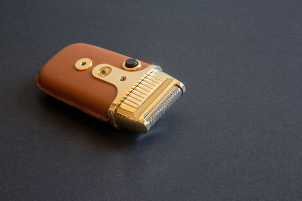 istock Vintage Electric Shaver 1499273082