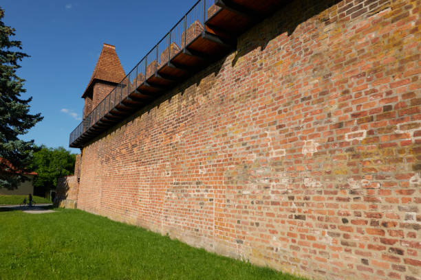 istock Nymburk - Medieval Gothic fortification on a sunny spring afternoon 1499276444