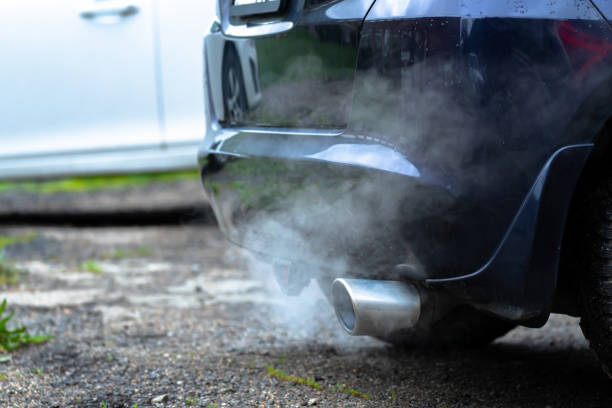istock Steam from a car exhaust pipe 1499417384