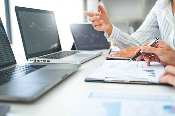 istock Investment planing and strategy concept, Financial data analysis graph business analytics and intelligenceÂ of finance performance. 1499417788