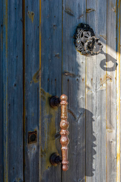 istock Traditional door in Greece 1499440502
